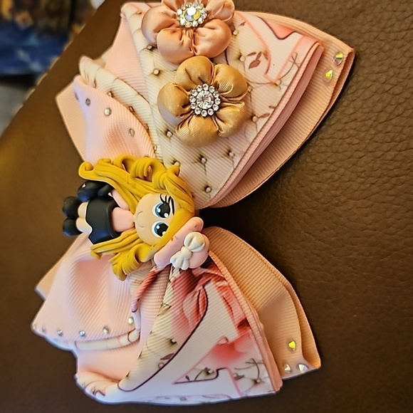 Large Pink Bedazzled Clay Shopper Girl Floral Clip-on Ribbon Bow - Picture 5 of 8